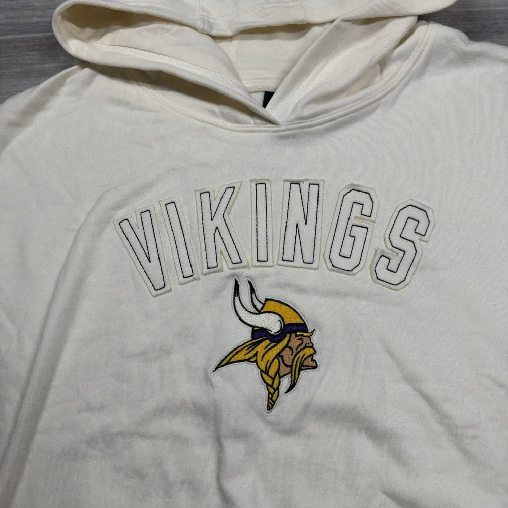 Minnesota Vikings Cropped Cream Hoodie Girl Juniors‎ Large NFL Team Apparel NEW